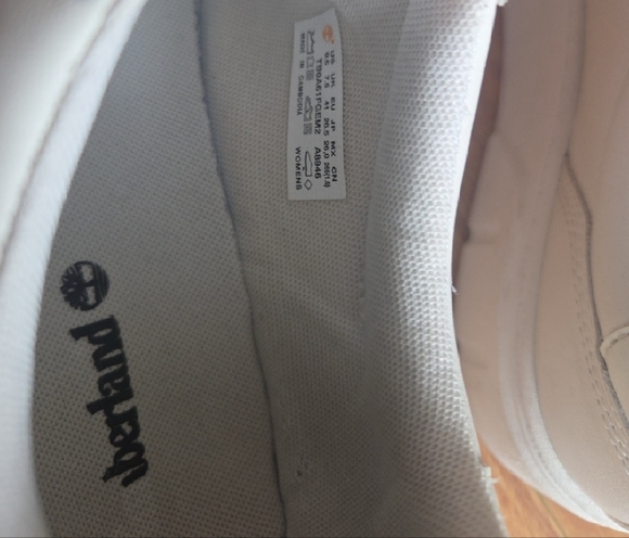 Timberland Women's White Leather Sneakers - Picture 5 of 11